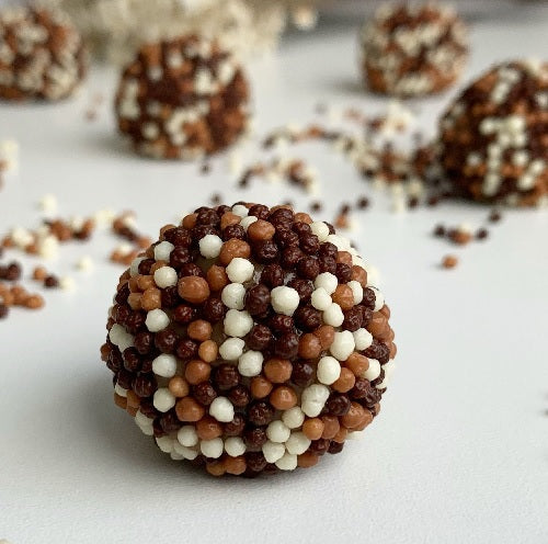 Chocolates - Mini Crispearls Sortido Belga - Cereal Crocante 425g Callebaut