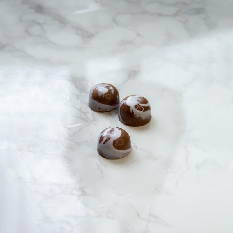 Forma De Chocolate - Forma De Chocolate Simples - Cerejão 25g - BWB12